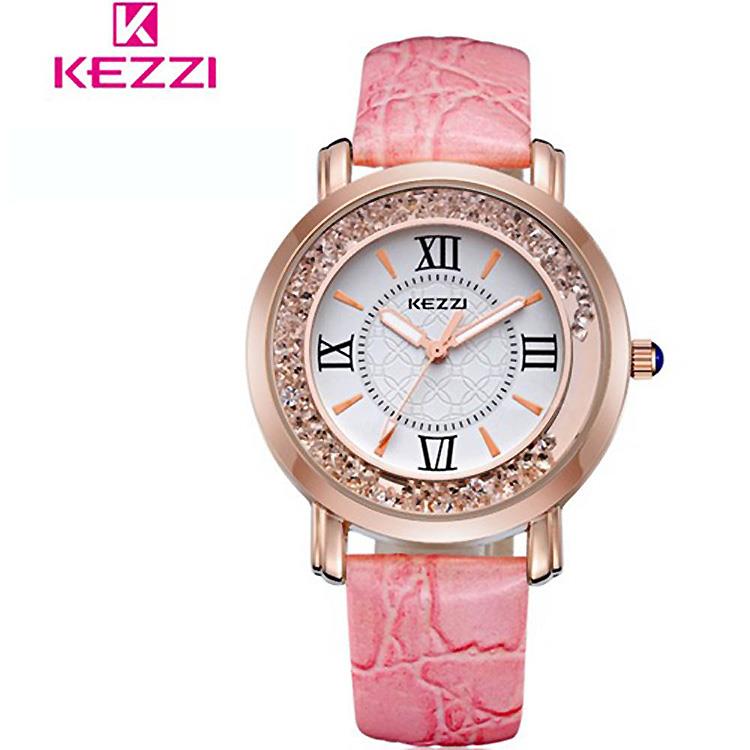 【17mall】珂紫KEZZI羅馬復古創意流沙水鑽皮帶石英手錶－粉紅