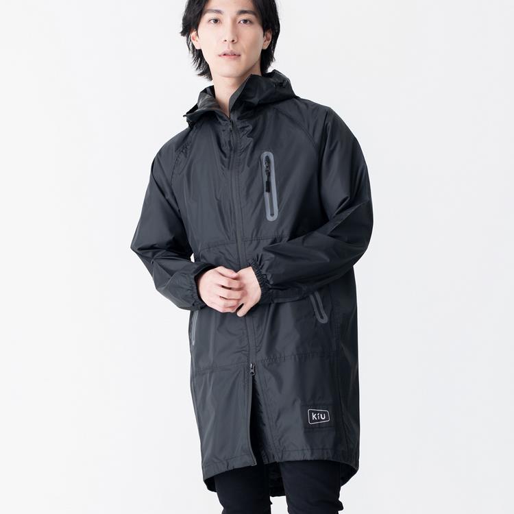 日本KIU 116900 黑色 空氣感雨衣/時尚防水風衣 附收納袋（男女適用）