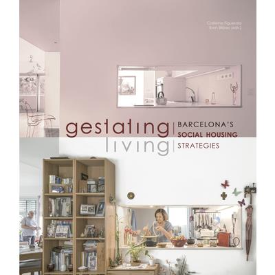 Gestating / Living | 拾書所